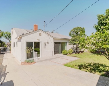 2007 W Kenneth Road - Photo Thumbnail 26