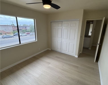 9229 Stewart And Gray Road - Photo Thumbnail 12