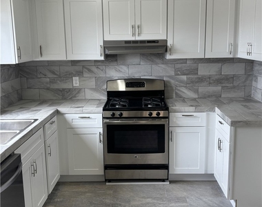 9229 Stewart And Gray Road - Photo Thumbnail 5