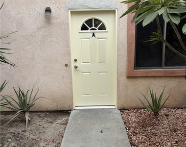 9229 Stewart And Gray Road - Photo Thumbnail 1