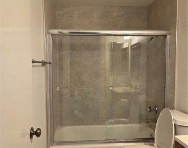 790 Juanita Ave #b - Photo Thumbnail 9
