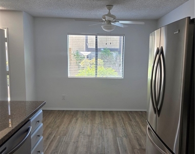 790 Juanita Ave #b - Photo Thumbnail 7