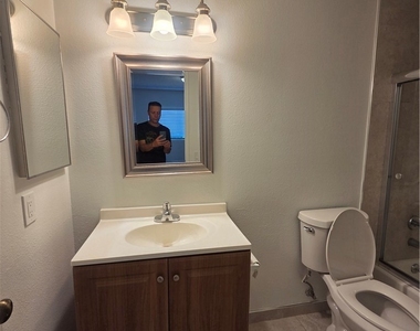 790 Juanita Ave #b - Photo Thumbnail 14