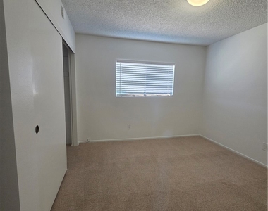 790 Juanita Ave #b - Photo Thumbnail 11