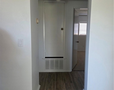 790 Juanita Ave #b - Photo Thumbnail 8