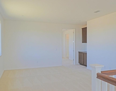 2602 Brookshire St - Photo Thumbnail 5