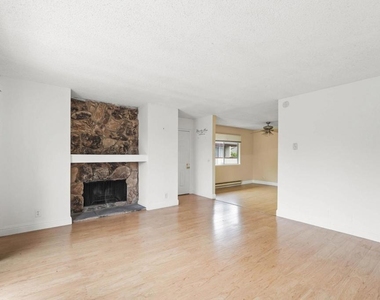 981 Cheryl Ann Cir - Photo Thumbnail 1