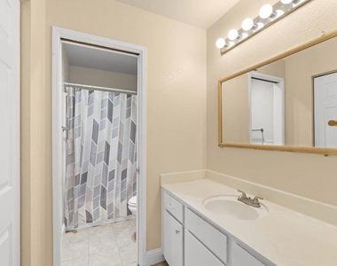 981 Cheryl Ann Cir - Photo Thumbnail 12