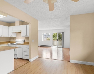 981 Cheryl Ann Cir - Photo Thumbnail 5