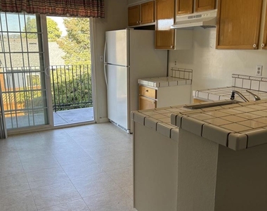 20026 Wisteria St - Photo Thumbnail 17