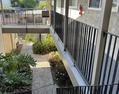 20026 Wisteria St - Photo Thumbnail 15