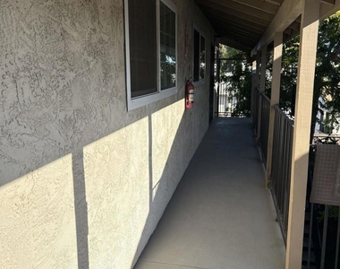 20026 Wisteria St - Photo Thumbnail 14