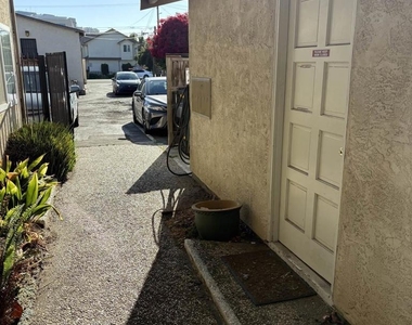 20026 Wisteria St - Photo Thumbnail 2