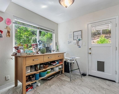 2050 Donald Dr - Photo Thumbnail 6