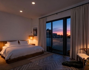 137 N Doheny Drive - Photo Thumbnail 9