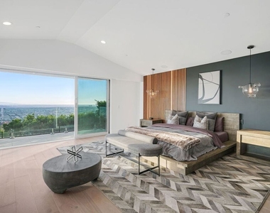 1500 Viewsite Terrace - Photo Thumbnail 14