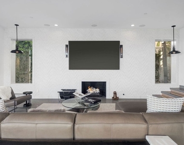 1500 Viewsite Terrace - Photo Thumbnail 9