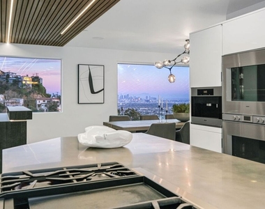 1500 Viewsite Terrace - Photo Thumbnail 7