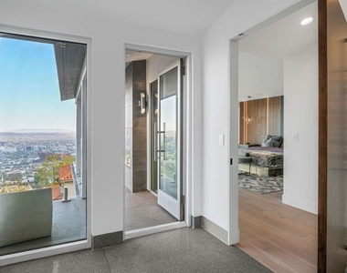 1500 Viewsite Terrace - Photo Thumbnail 12