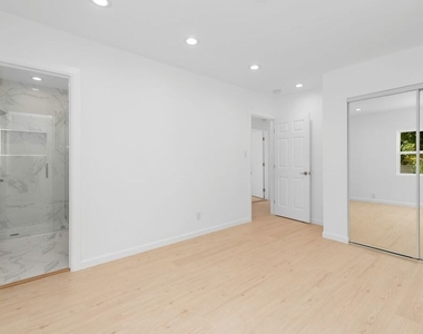 2316 Selby Avenue - Photo Thumbnail 24