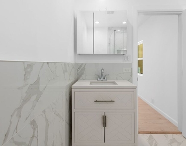 2316 Selby Avenue - Photo Thumbnail 26