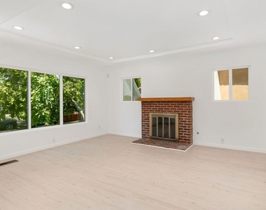 2316 Selby Avenue - Photo Thumbnail 6