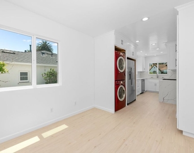 2316 Selby Avenue - Photo Thumbnail 17