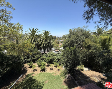 3475 N Knoll Dr - Photo Thumbnail 16