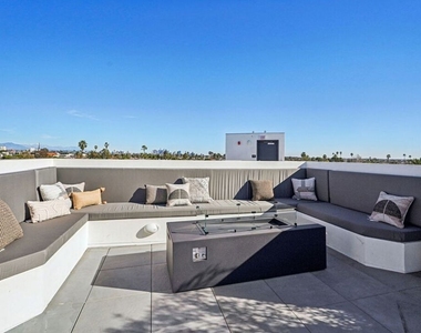 1110 S Spaulding Avenue - Photo Thumbnail 20