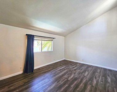 1454 E Orange Grove Boulevard - Photo Thumbnail 19