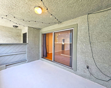 1454 E Orange Grove Boulevard - Photo Thumbnail 9
