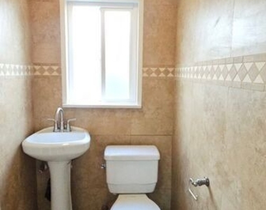 451 S Doheny Drive - Photo Thumbnail 15
