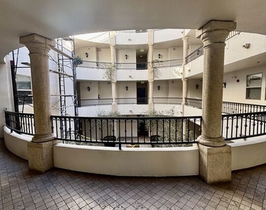 122 N Clark Drive - Photo Thumbnail 1