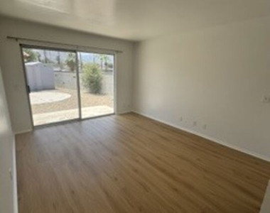 74442 Driftwood Drive - Photo Thumbnail 3