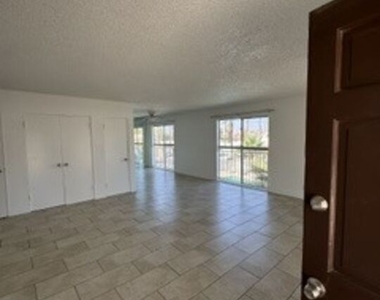 74442 Driftwood Drive - Photo Thumbnail 19