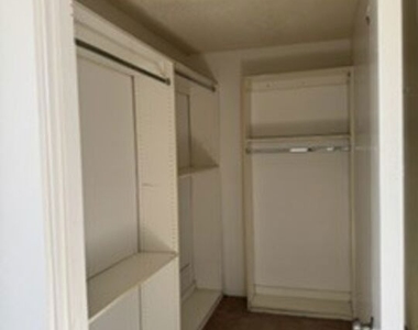 74430 Driftwood Drive - Photo Thumbnail 15