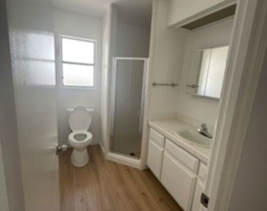 74430 Driftwood Drive - Photo Thumbnail 7