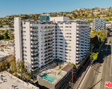 1155 N La Cienega Boulevard - Photo Thumbnail 11