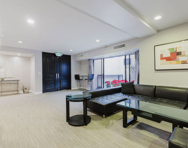 1155 N La Cienega Boulevard - Photo Thumbnail 22