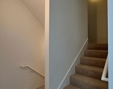 807 21st Street - Photo Thumbnail 17