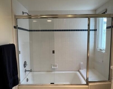 807 21st Street - Photo Thumbnail 21