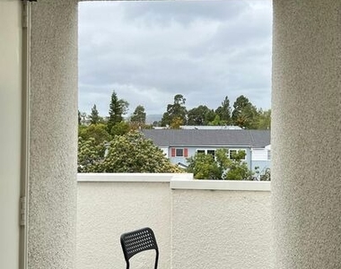 807 21st Street - Photo Thumbnail 42