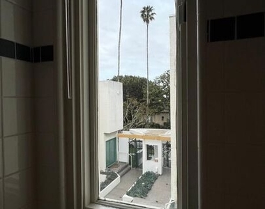 807 21st Street - Photo Thumbnail 20