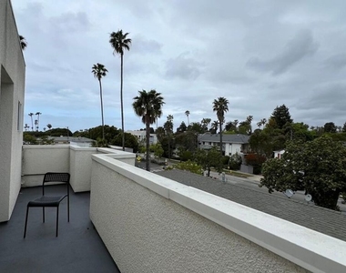 807 21st Street - Photo Thumbnail 44