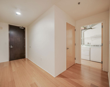 1111 S Grand Avenue - Photo Thumbnail 16