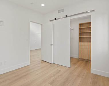2918 3rd Street - Photo Thumbnail 8