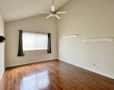 13226 La Quinta Street - Photo Thumbnail 9