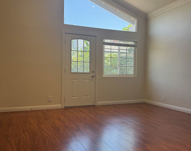 13226 La Quinta Street - Photo Thumbnail 3