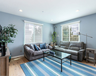 5547 Palm Drive - Photo Thumbnail 1