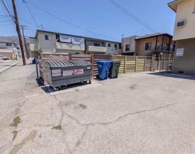 233 E Alameda Avenue - Photo Thumbnail 22